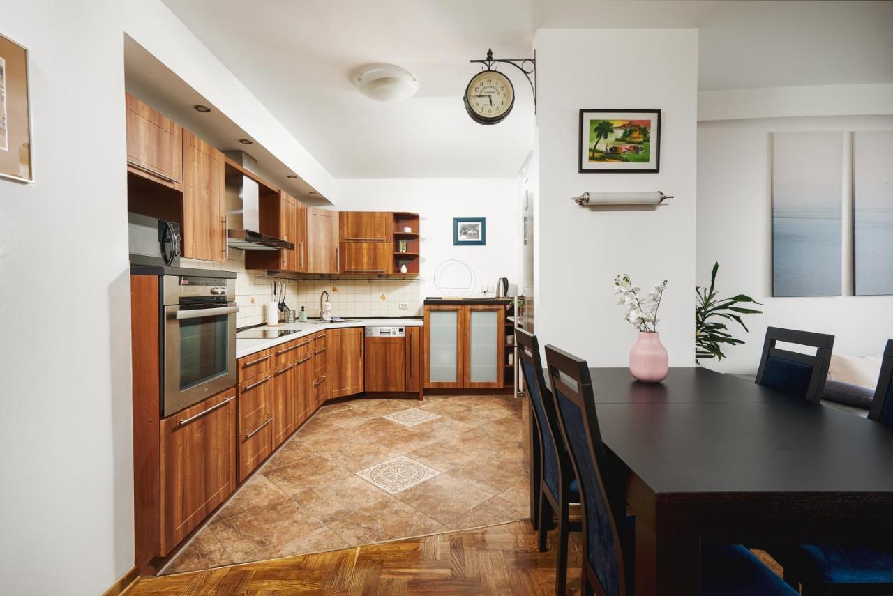 Family Apartment With A Terrace On Aleje Jerozolimskie Warszawa Zewnętrze zdjęcie