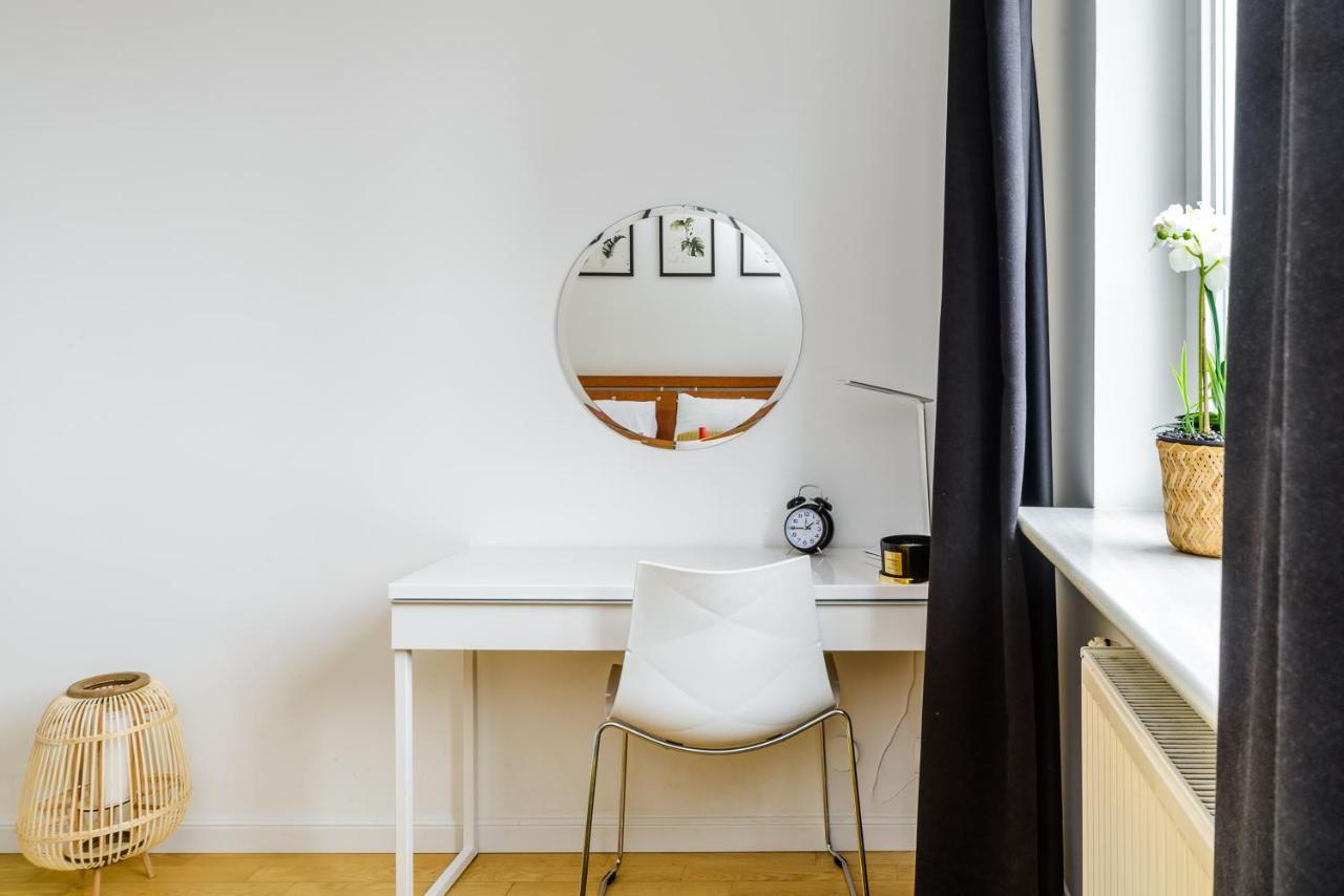 Family Apartment With A Terrace On Aleje Jerozolimskie Warszawa Zewnętrze zdjęcie